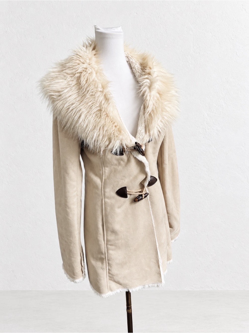 GUESS Cream Faux Shearling Penny Lane Toggle Coat Y2K M